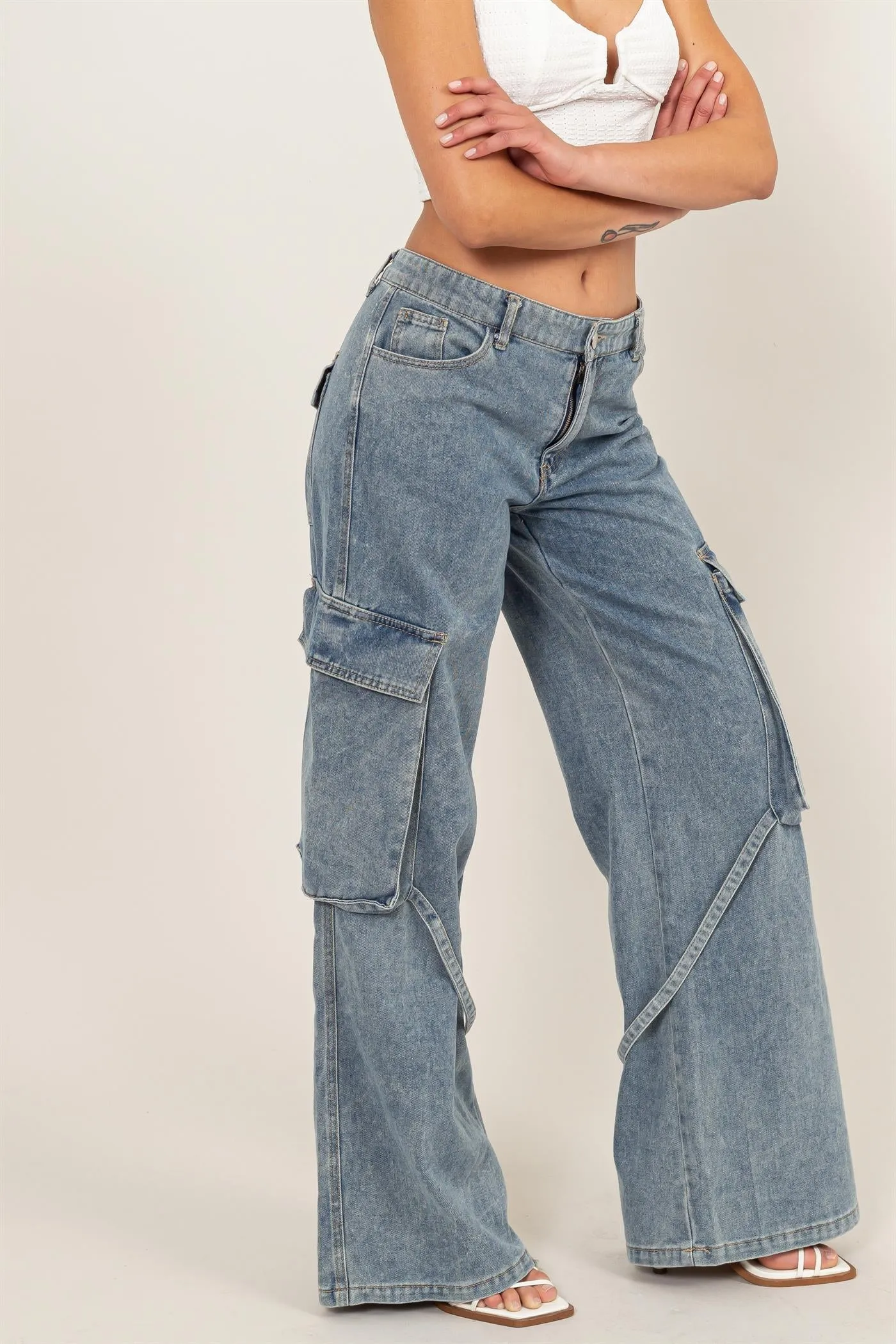 HF24C781-Upscale Vibe Washed Denim Cargo Pants