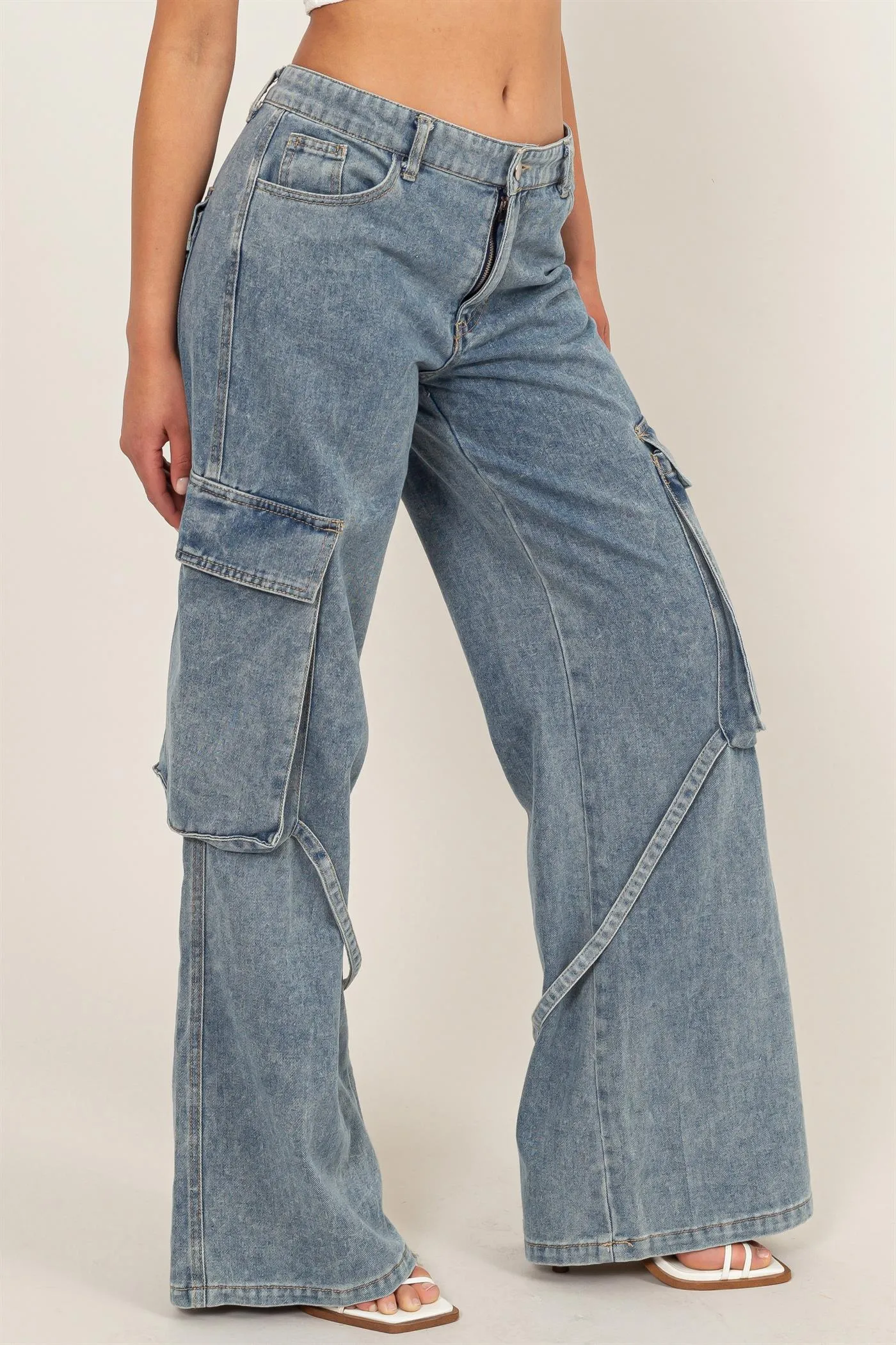 HF24C781-Upscale Vibe Washed Denim Cargo Pants